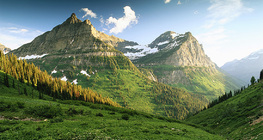 Hegycsúcsok a Glacier National Parkban