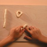 Szalvétagyűrű készítése sógyurmából – 2. lépés