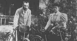 Pierre Curie (1859–1906) és felesége, Marie Curie (1867–1934)