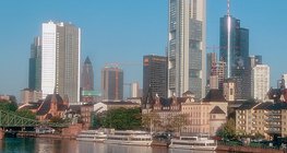 Felhőkarcolók Frankfurt belvárosában