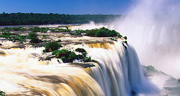 Az Iguazú-vízesés