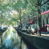 A csatornákkal átszőtt Amszterdam