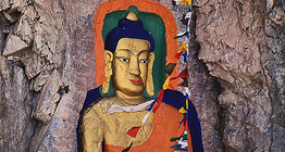 Buddhát ábrázoló festmény Tibetben