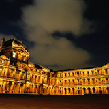 A párizsi Louvre