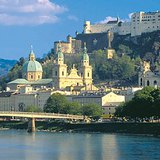 Salzburgi városkép a várral