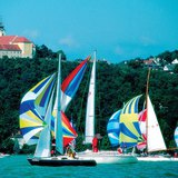Vitorlások a Balatonon