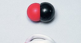 A szén-monoxid-molekula kalott- és pálcikamodellje