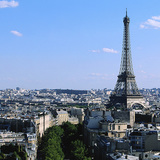 Párizs látképe az Eiffel-toronnyal