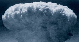 A Nagaszakira ledobott atombomba gombafelhője