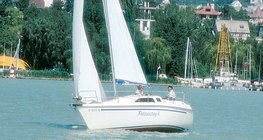 Vitorlás a Balatonon