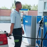 Tankolás egy benzinkúton