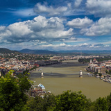 Budapest látképe a Dunával