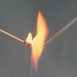 Az üvegbot és a gyújtópálca éghetőségének vizsgálata