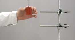 A rezgésidő amplitúdófüggése